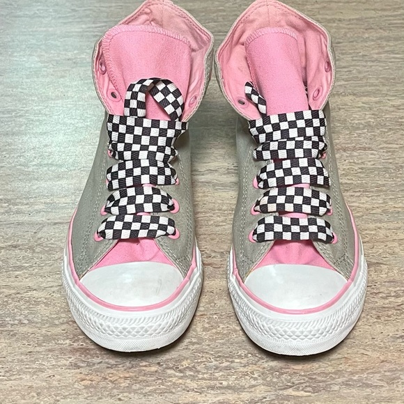 Converse Shoes Converse All Star Chuck Taylor High Top Sneakers